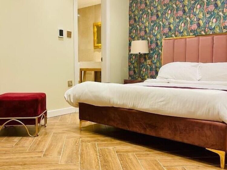 هتل The Red Farm Relais & Spa