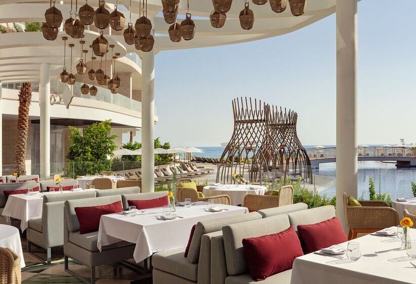 هتل The St. Regis Al Mouj Muscat Resort