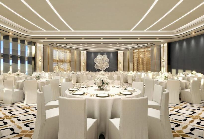 هتل The St. Regis Al Mouj Muscat Resort