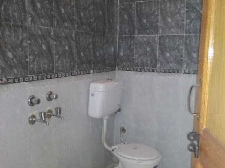 酒店 Goroomgo Utsav Palace Uttarkashi