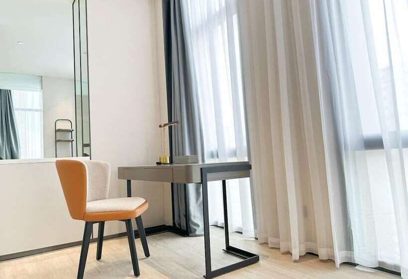 Отель Wyndham Handan Congtai