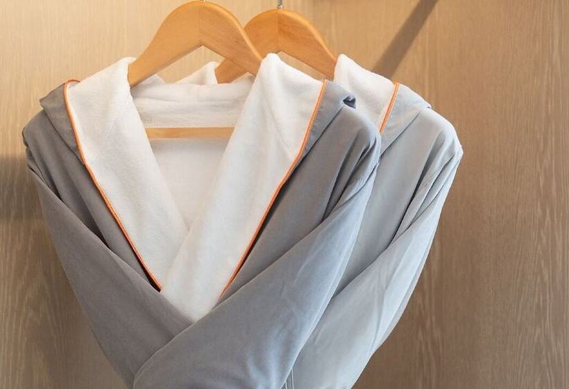 Отель Wyndham Handan Congtai