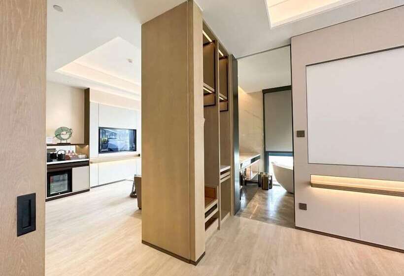 Отель Wyndham Handan Congtai