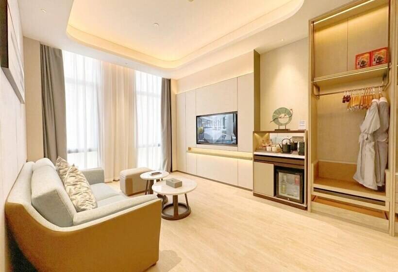 Отель Wyndham Handan Congtai