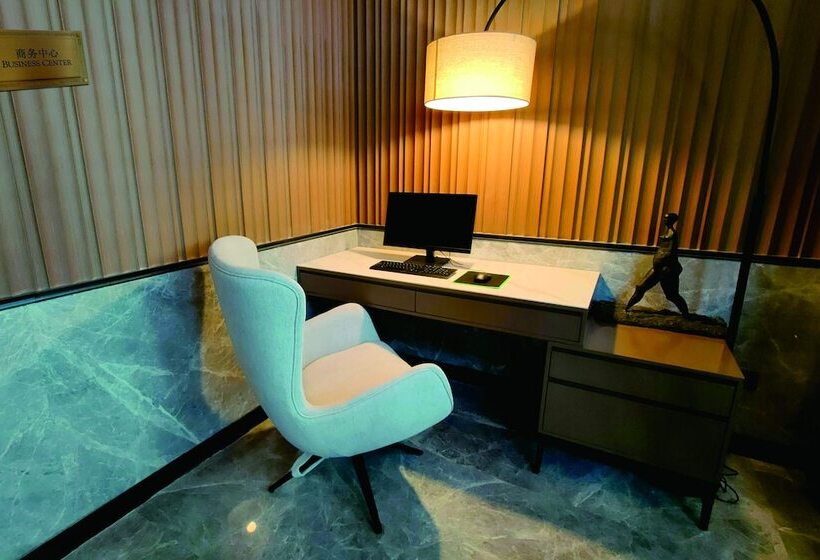 Отель Wyndham Handan Congtai