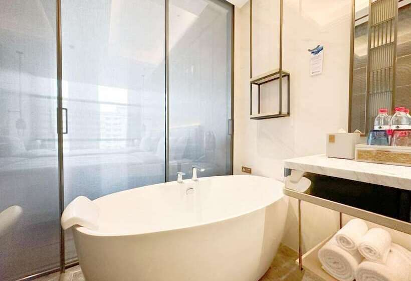 Отель Wyndham Handan Congtai