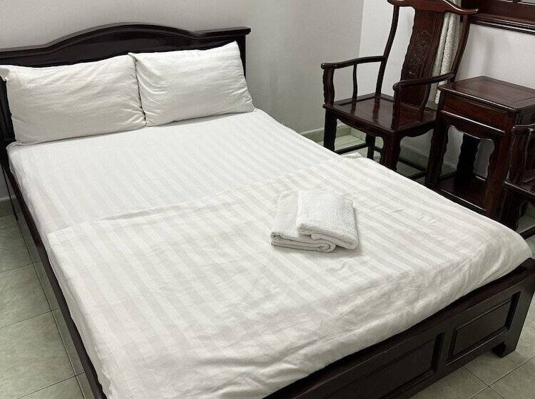 Xuan An Hotel   By Bay Luxury