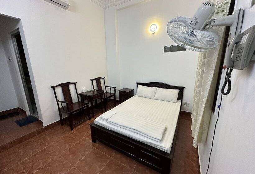 Xuan An Hotel   By Bay Luxury