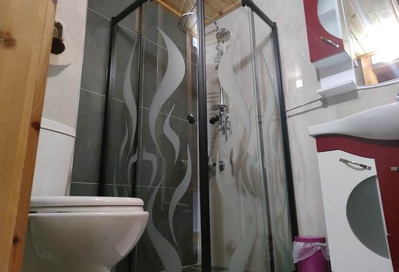 فندق Eva Bungalov