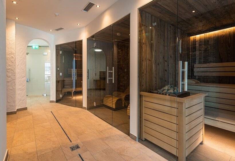 Lakeside Luxury Apartments