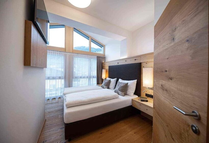 Lakeside Luxury Apartments