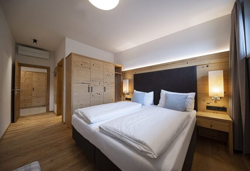 Lakeside Luxury Apartments