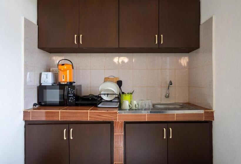 Lanta School Beach Resort