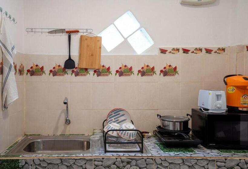 Lanta School Beach Resort