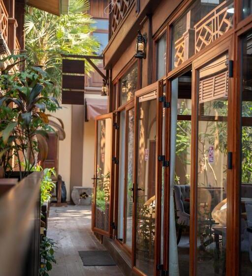 Luangsay Inn