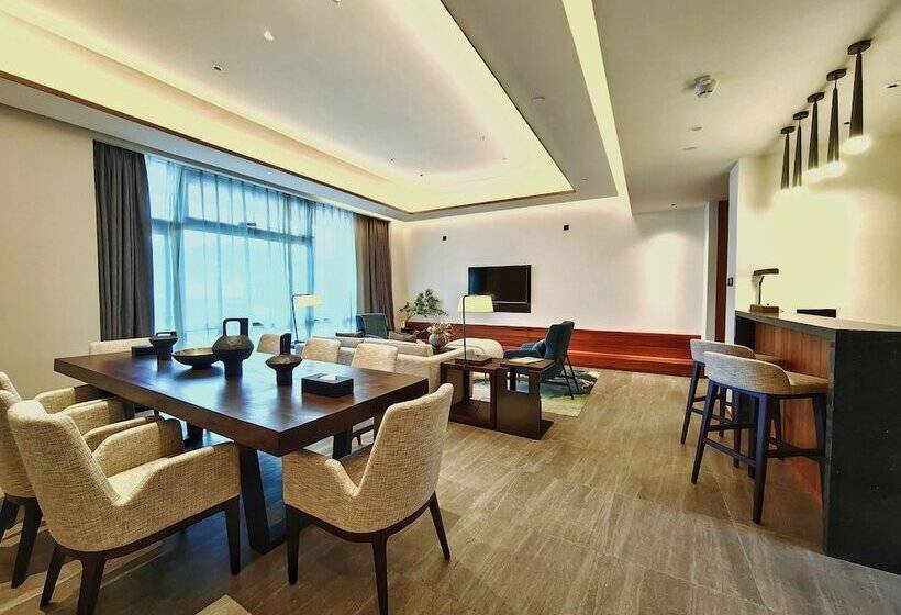 Oakwood Suites Chongli