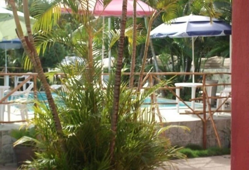 Okakoaras Hotel Handmade Hospitality