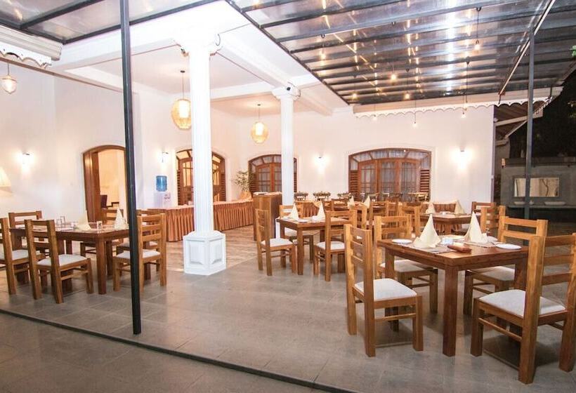 بنسيون Adaviya Resort