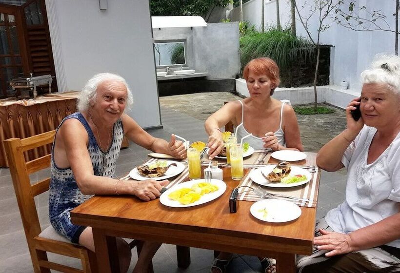 بنسيون Adaviya Resort