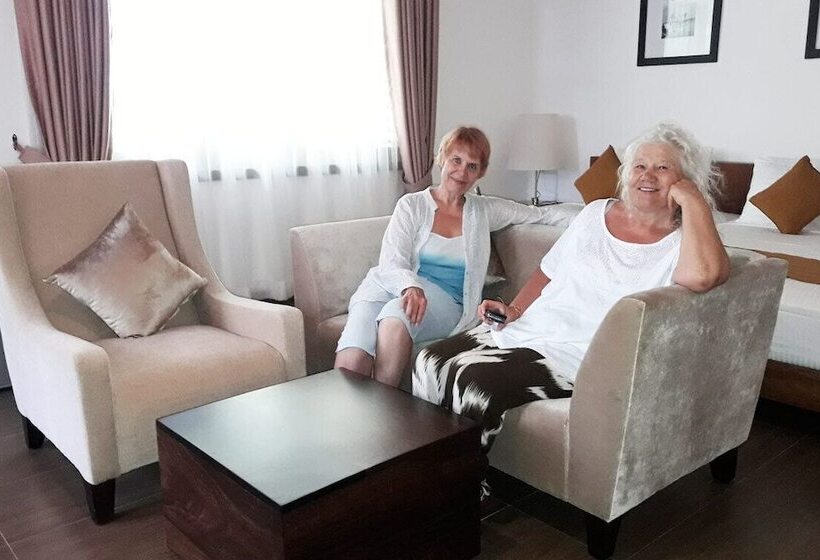 بنسيون Adaviya Resort