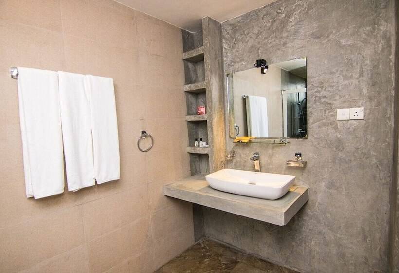 بنسيون Adaviya Resort