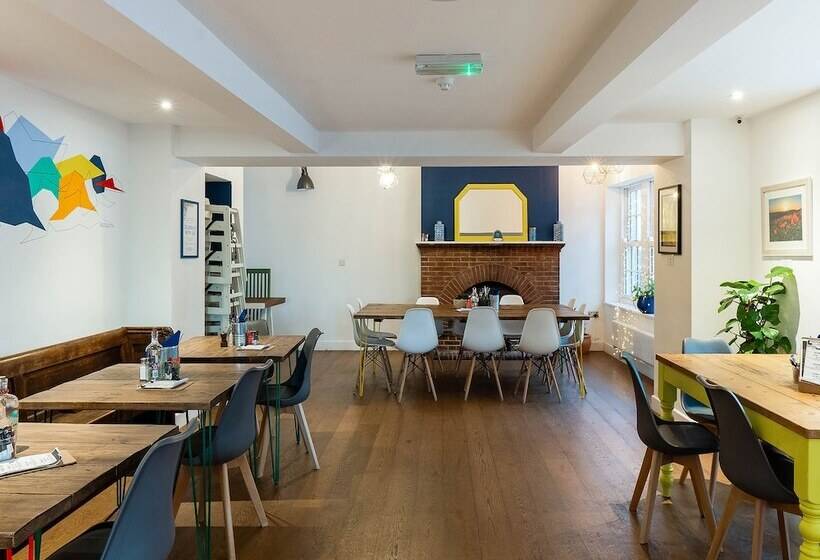 بنسيون Brunswick And Thorn