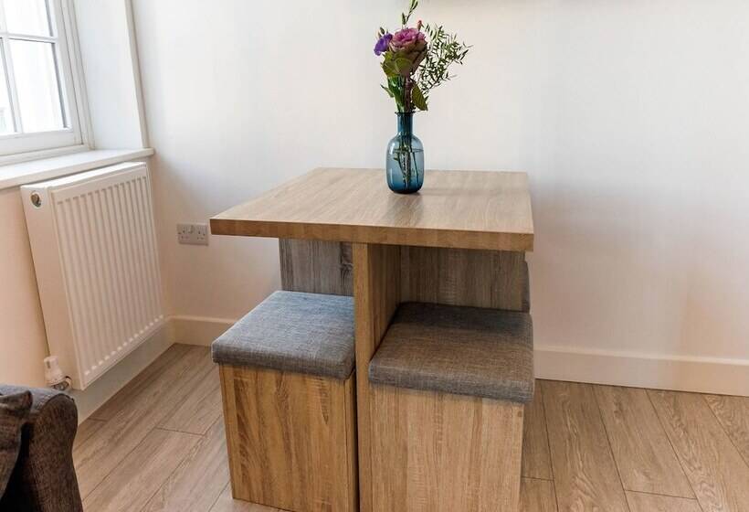 بنسيون Brunswick And Thorn