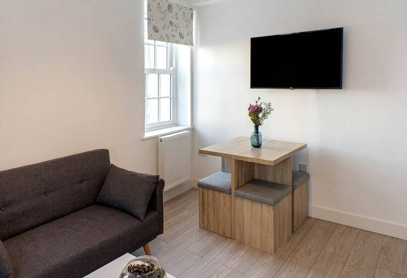 بنسيون Brunswick And Thorn