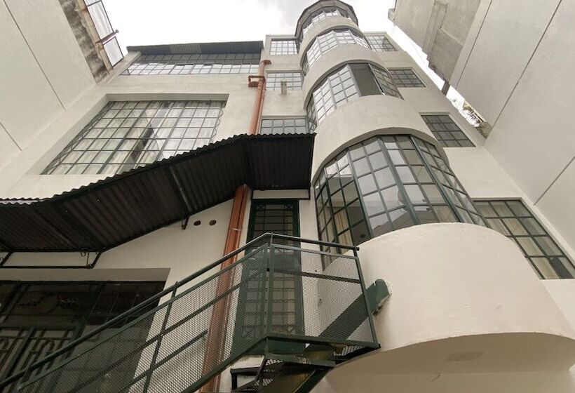 پانسیون Casa En El Encantador San Telmo   8 Habitaciones