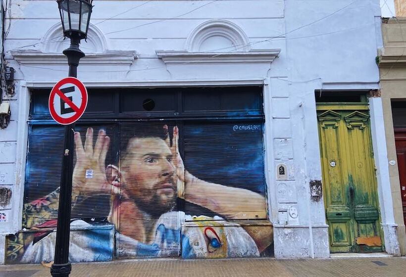 پانسیون Casa En El Encantador San Telmo   8 Habitaciones