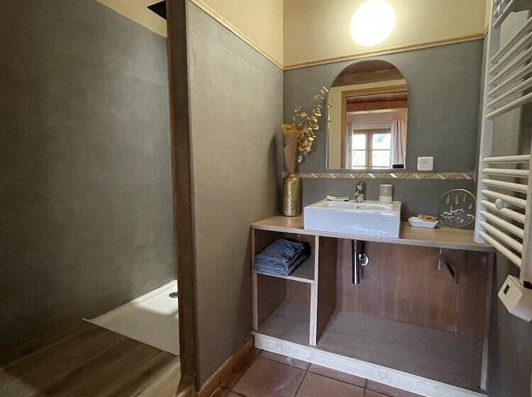 ペンション Barraconu