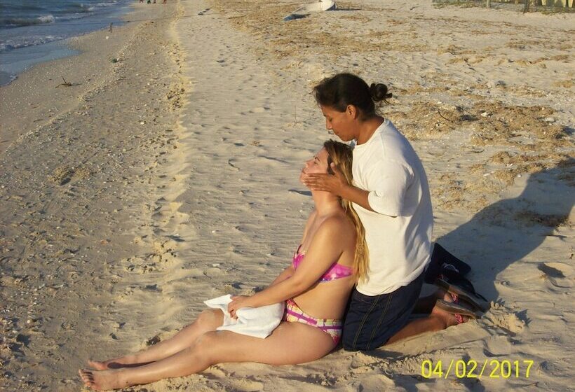 פנסיון Flamingo Guest House Celestún