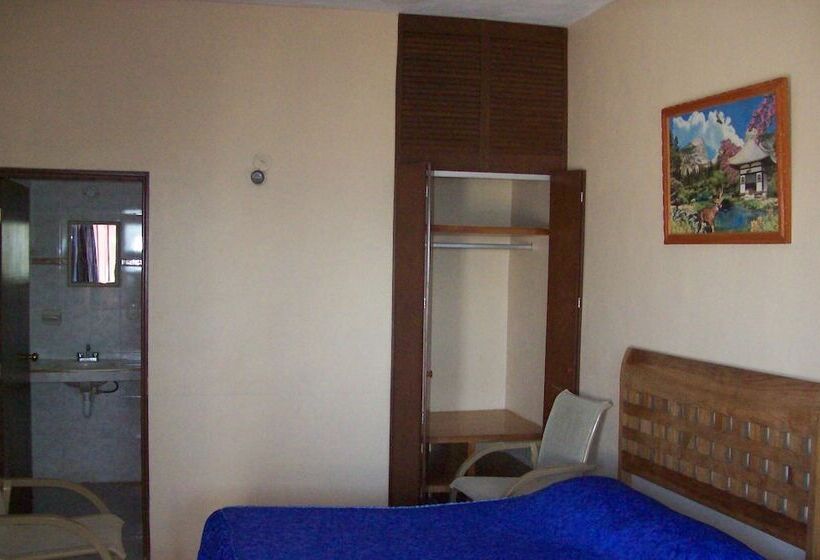 פנסיון Flamingo Guest House Celestún