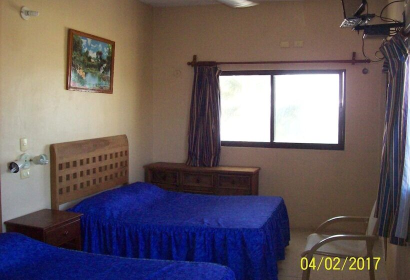 פנסיון Flamingo Guest House Celestún