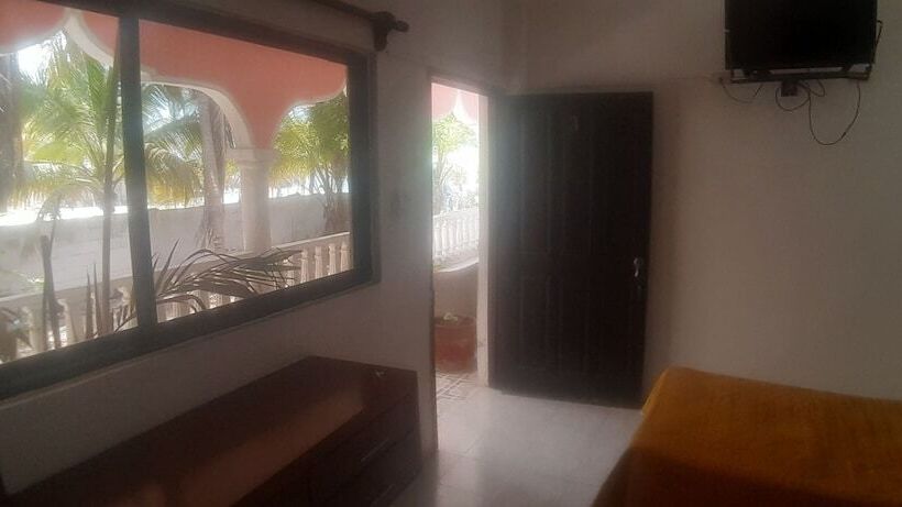 פנסיון Flamingo Guest House Celestún