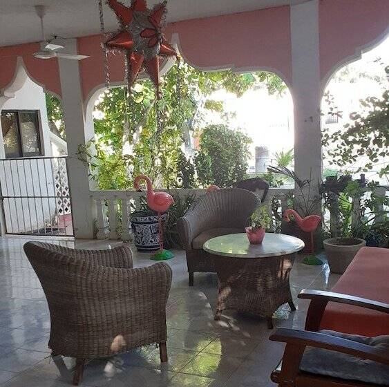 פנסיון Flamingo Guest House Celestún