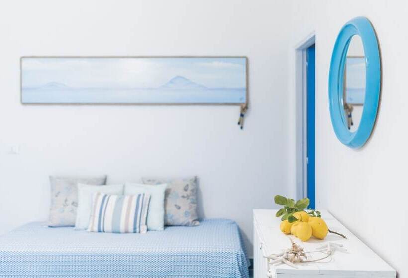 پانسیون Holiday Eolie Village