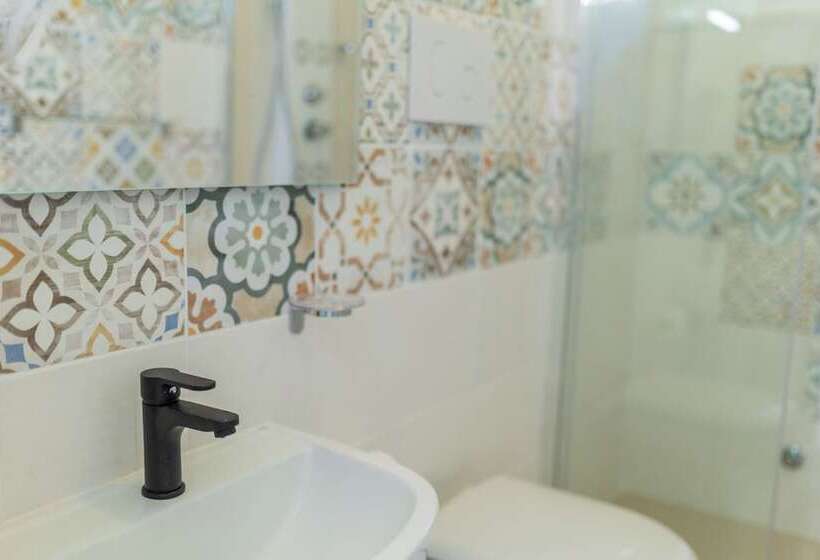 ペンション Holiday Eolie Village