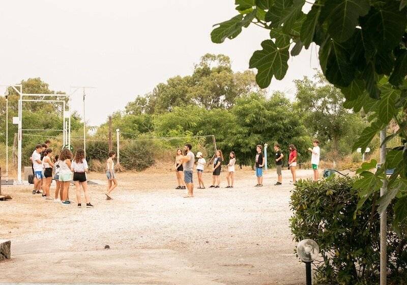 ペンション Holiday Eolie Village