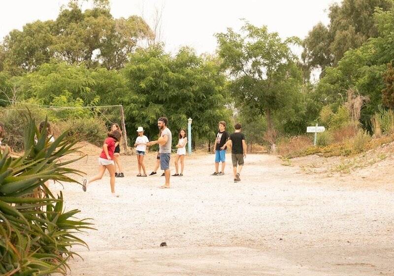 ペンション Holiday Eolie Village