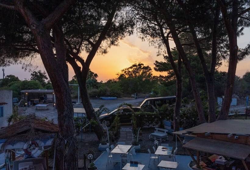 پانسیون Holiday Eolie Village