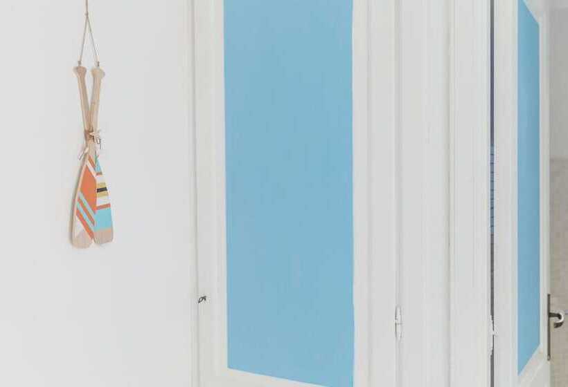 ペンション Holiday Eolie Village