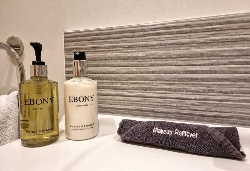 Пансион Min Y Don Llandudno