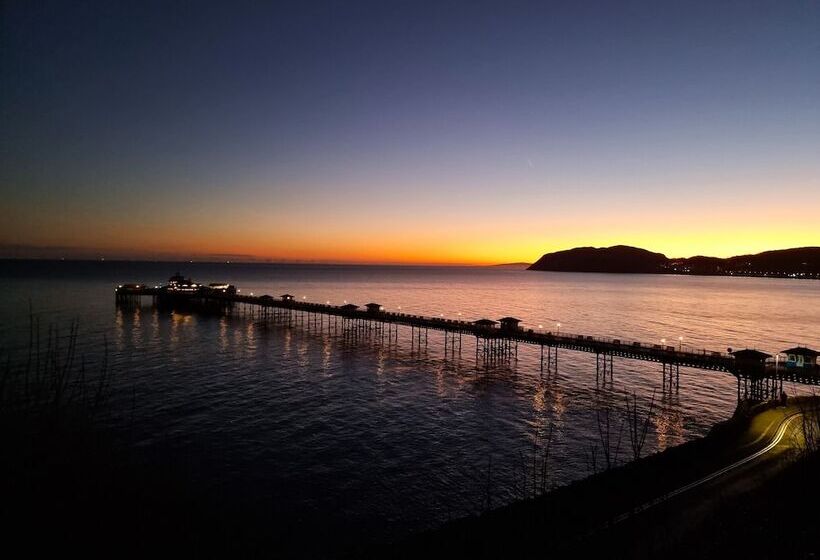 Пансион Min Y Don Llandudno