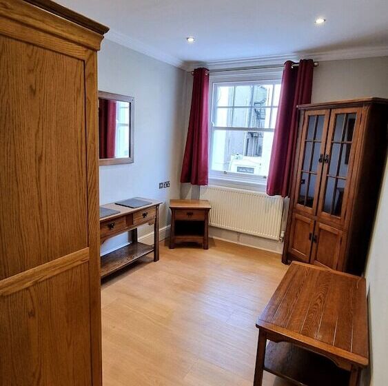 Пансион Min Y Don Llandudno