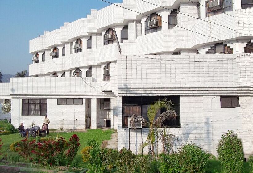 Rahi Motel