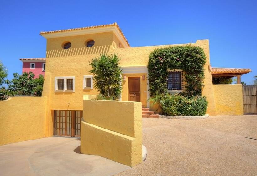 Desert Springs Resort