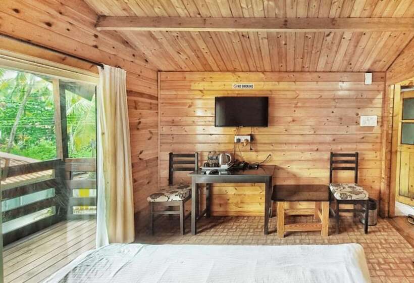 Beach Walk Resort   Goa