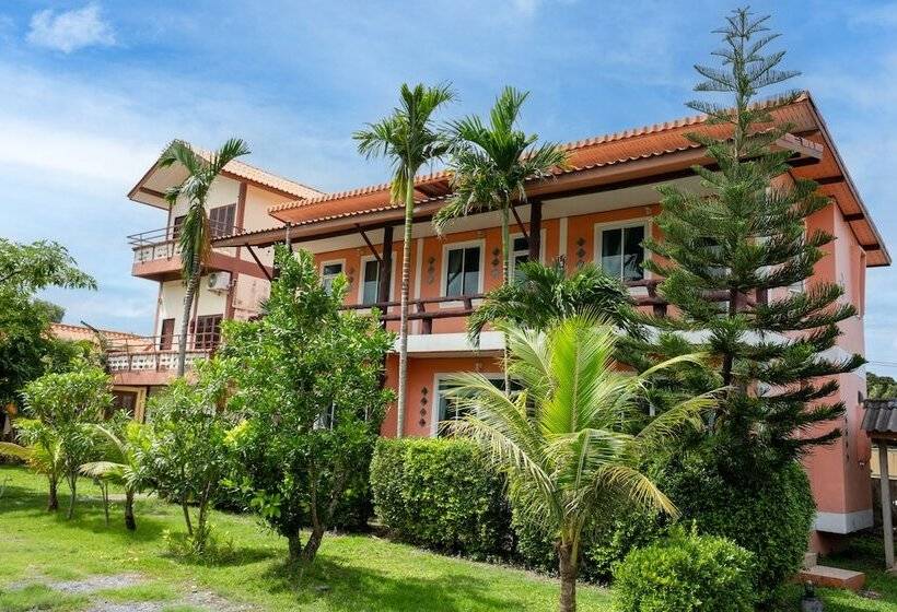 Lanta School Beach Resort