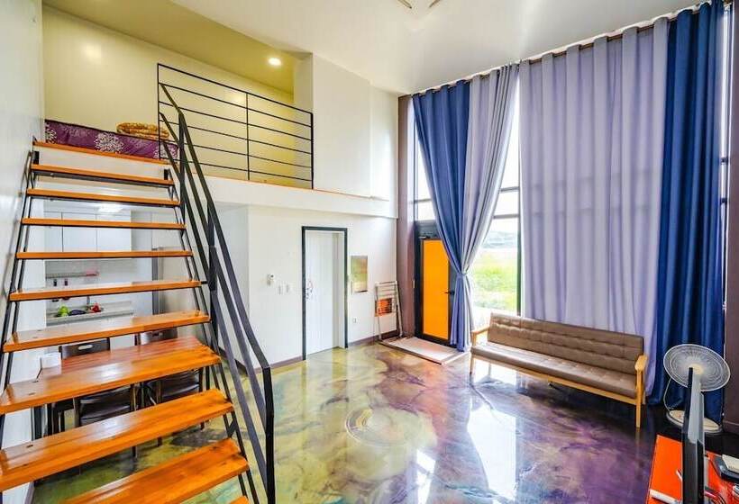 פנסיון El House